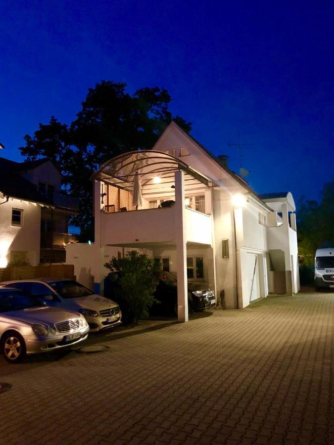 Wohlfuehlloft Seekretzer Mit Privatem Seezugang Friedrichshafen Exterior photo